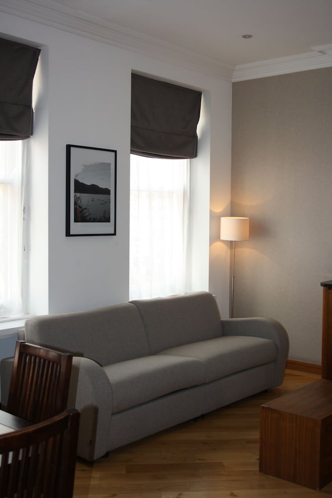 Фото Presidential Apartments - Kensington