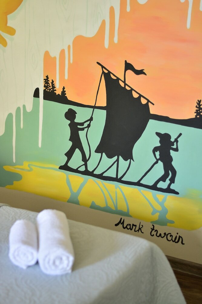 Фото Book Hotel • წიგნების სასტუმრო