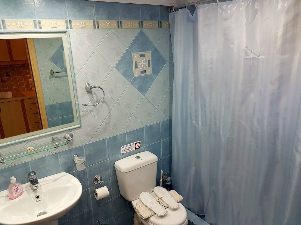 Фото Marathon Studios &Apartments