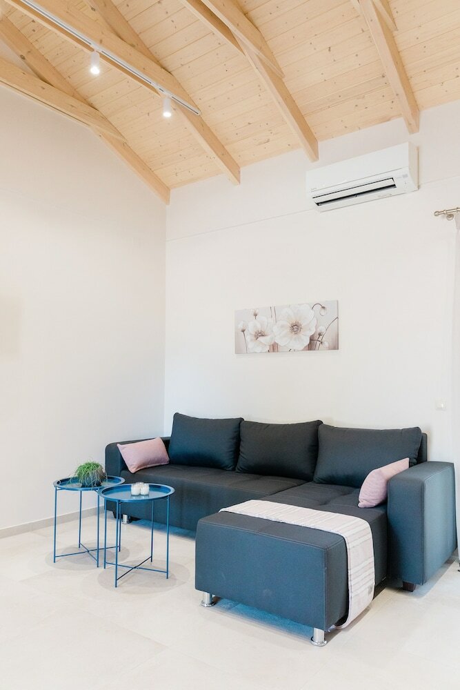 Фото Seadrop Suites