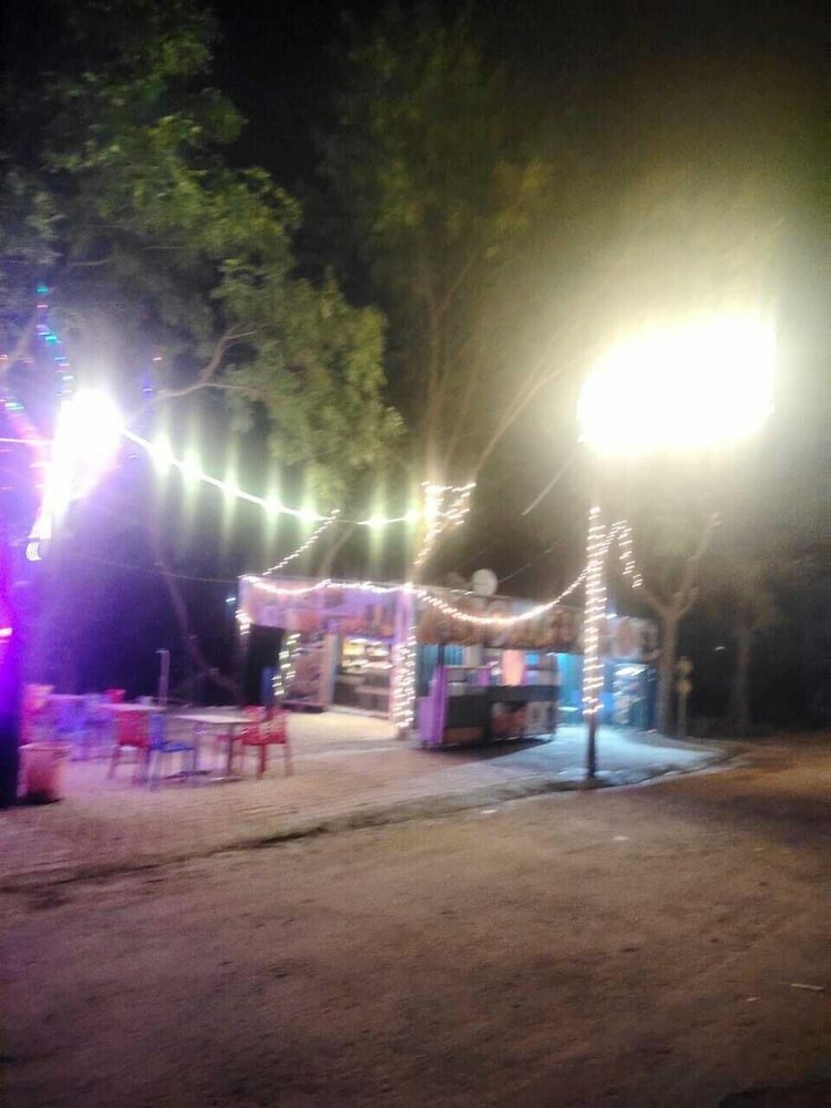 Фото Udiksh Hotel and Restaurants