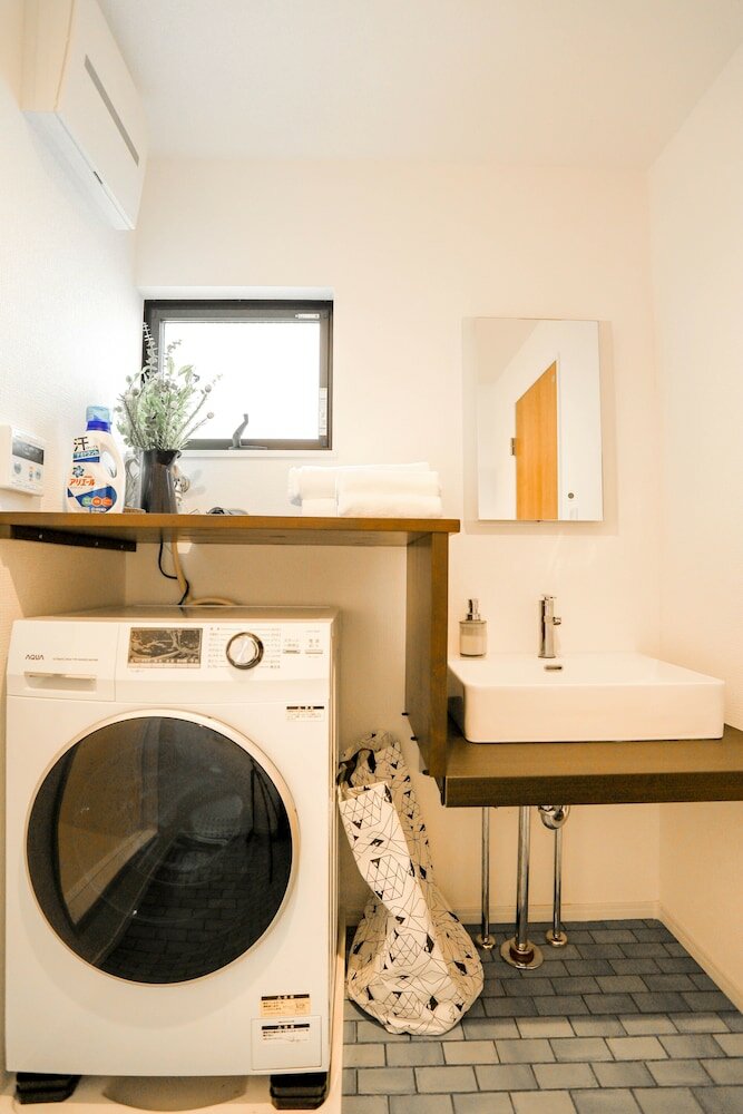 Фото Summer Lotus House Osaka