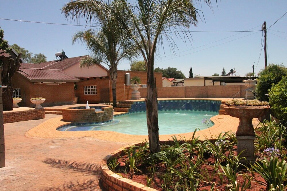 Фото Selati Guesthouse