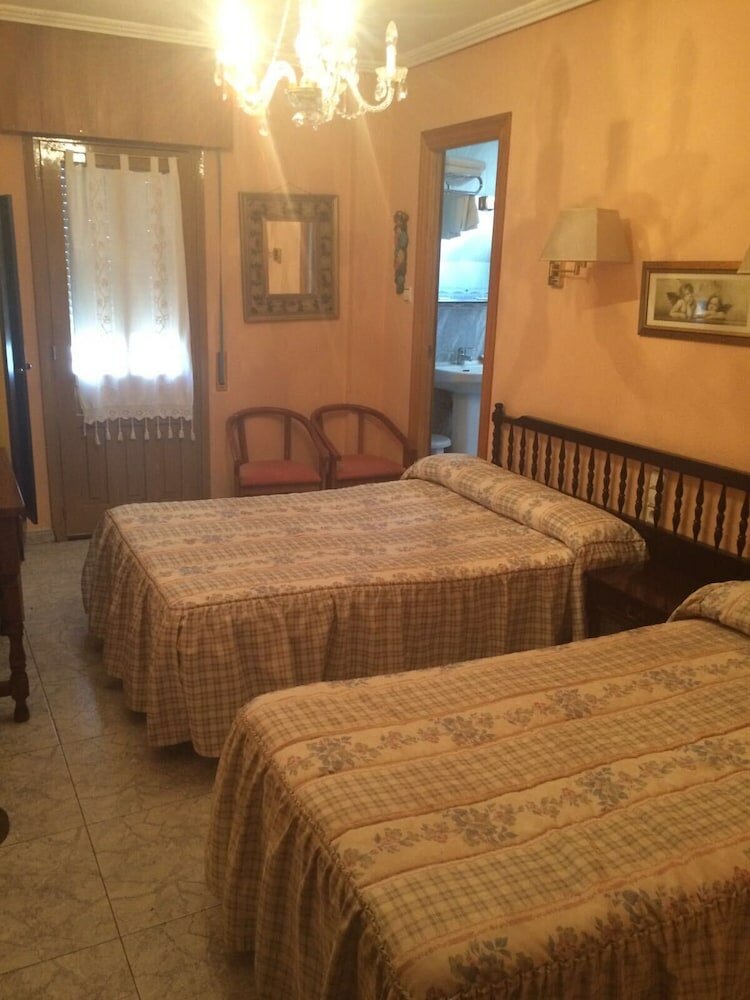 Фото Hostal Mónica