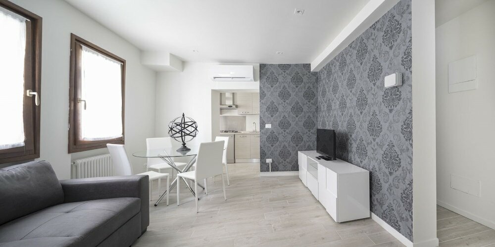 Фото Apartments in San Marco with Canal View