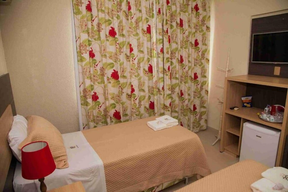 Фото Hotel Royal Plaza