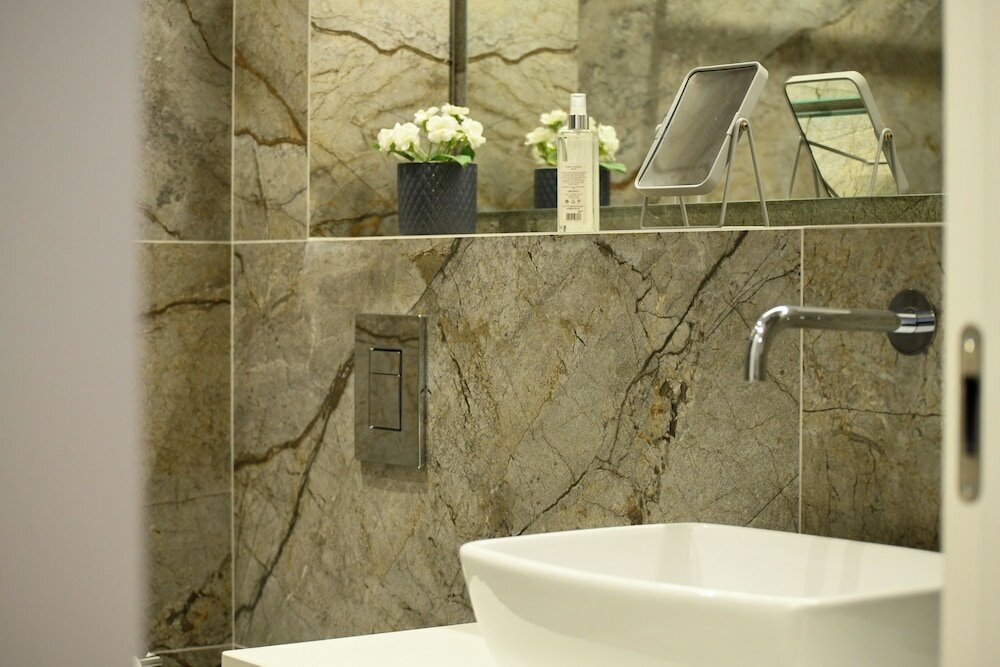 Фото Stunning Modern Studio in Netanya