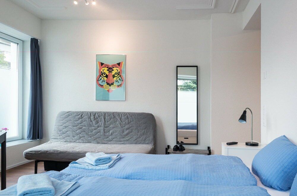 Фото Hitrental Altstetten Apartments