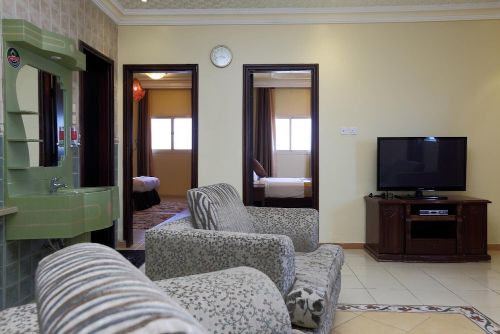Фото Seasons Apartments سيزونز للشقق المخدومة