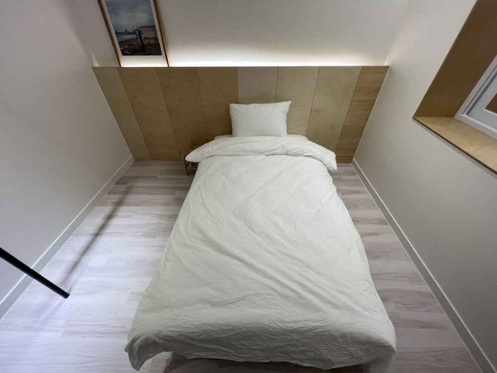 Фото World House