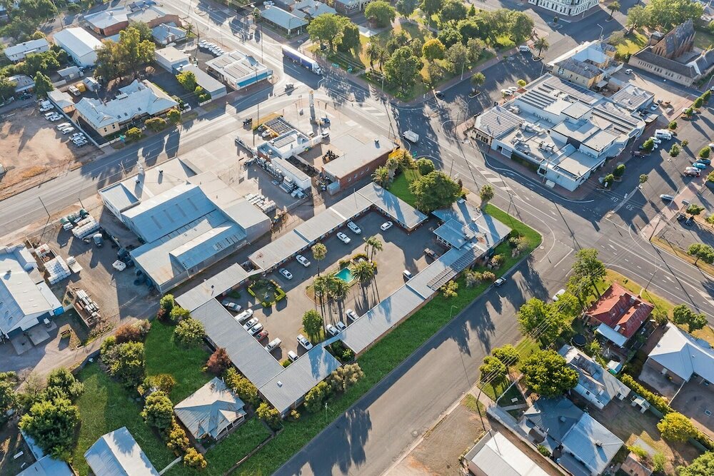 Фото Plainsman Motel