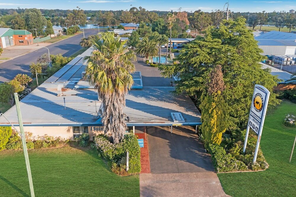 Фото Plainsman Motel