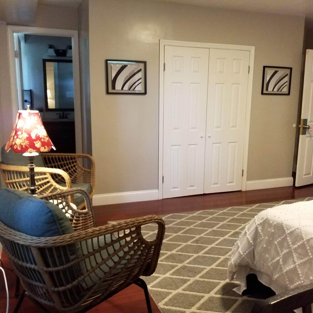 Фото Fairmount House