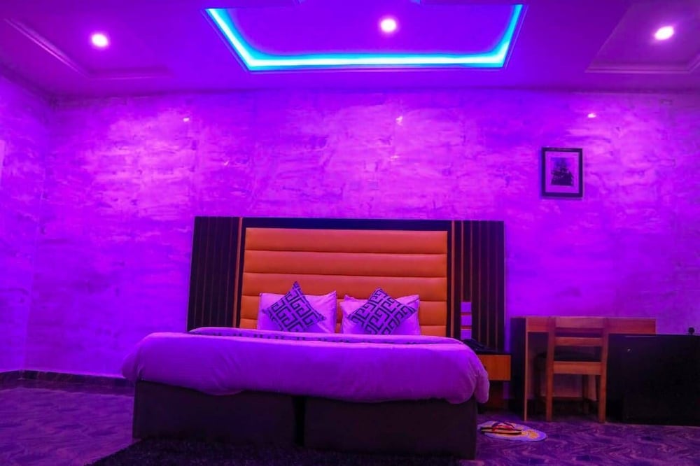 Фото Mt Deluxe Hotel Asaba