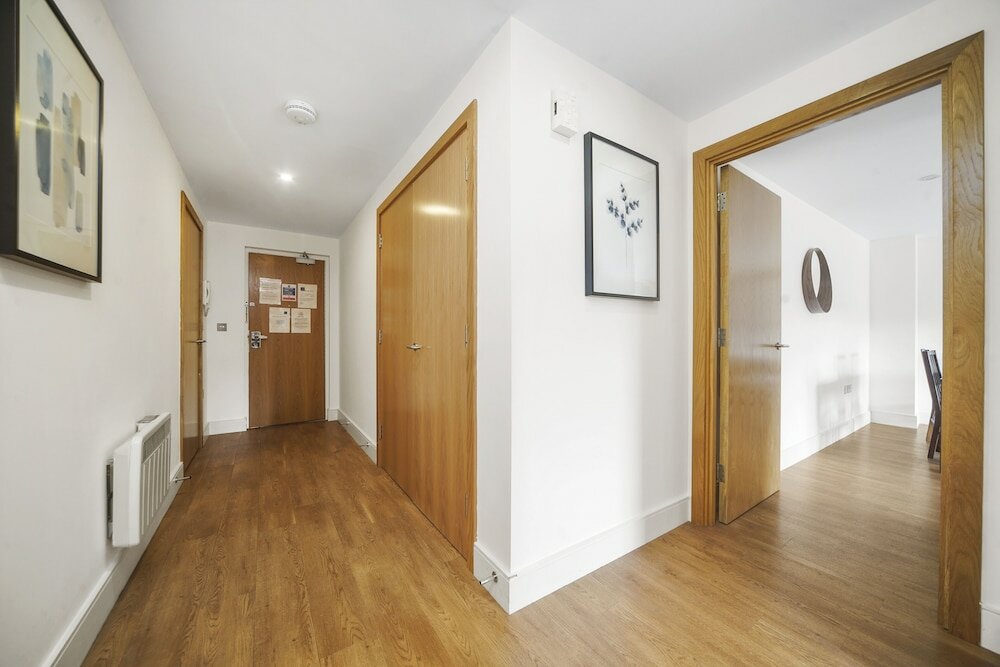 Фото Modern Apartments in Bayswater Central London WiFi & Aircon - by City Stay London