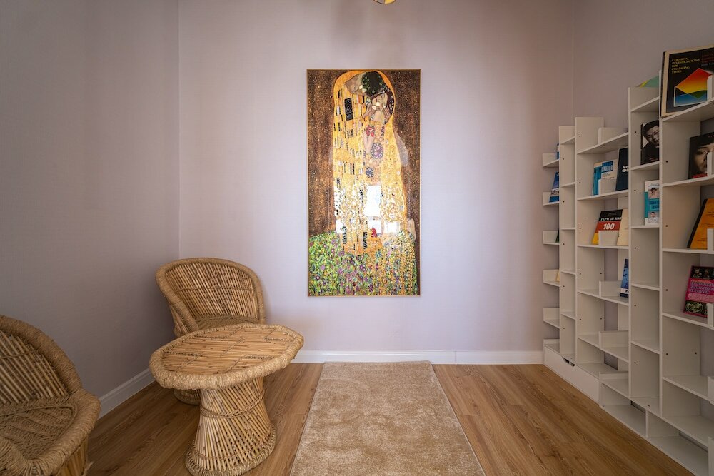 Фото Eagle Town Service Apartment