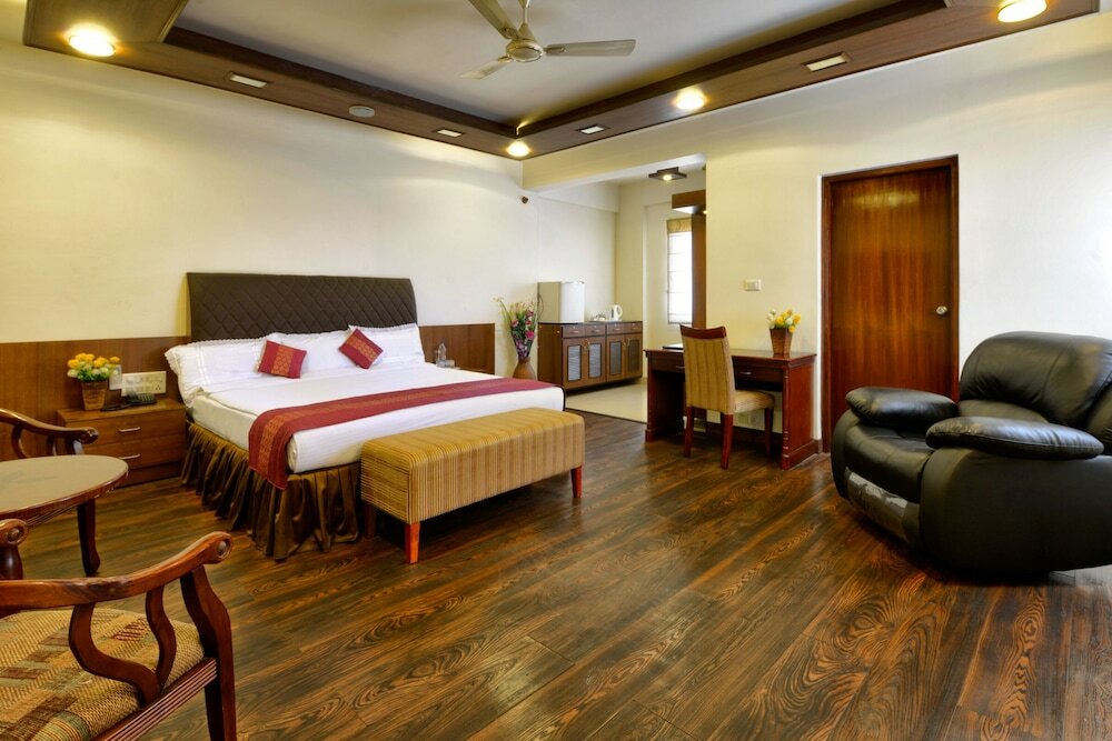 Фото Pleasant Boulevard MG Road