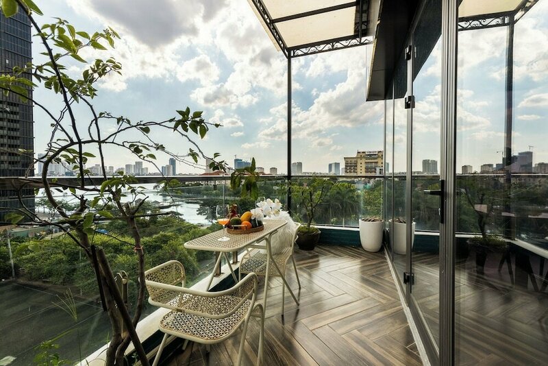 Гостиница Cara Rustic Apartment в Ханое