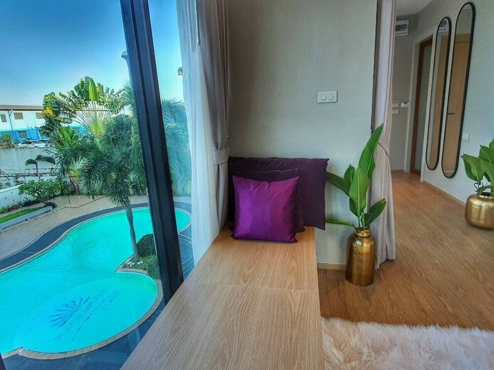 Фото Platinum Hotel