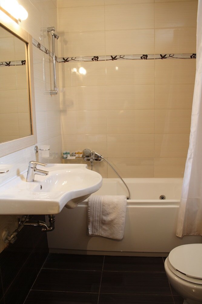 Фото Hotel Eleana