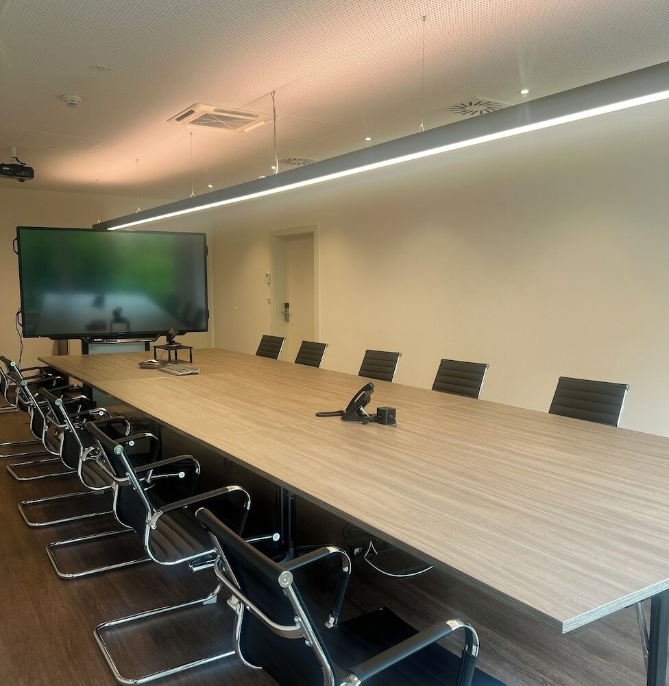 Фото Nuhr Medical - Hotel & Restaurant