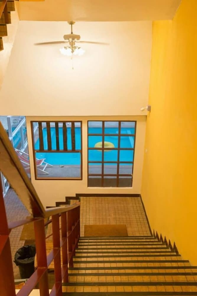 Фото Guyana Saikaew