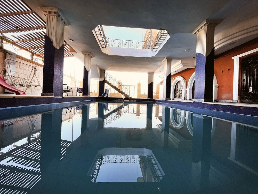 Фото Pyramids House