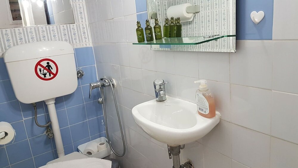 Фото Errathens Sky Apartment