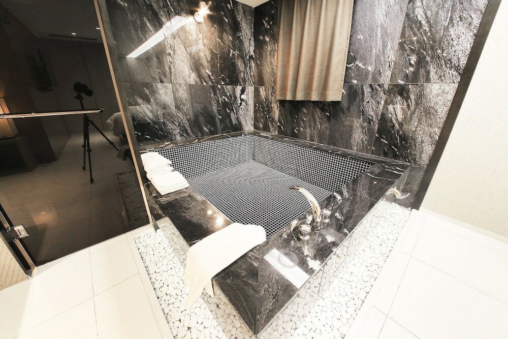 Фото Yeoksam Rich Well