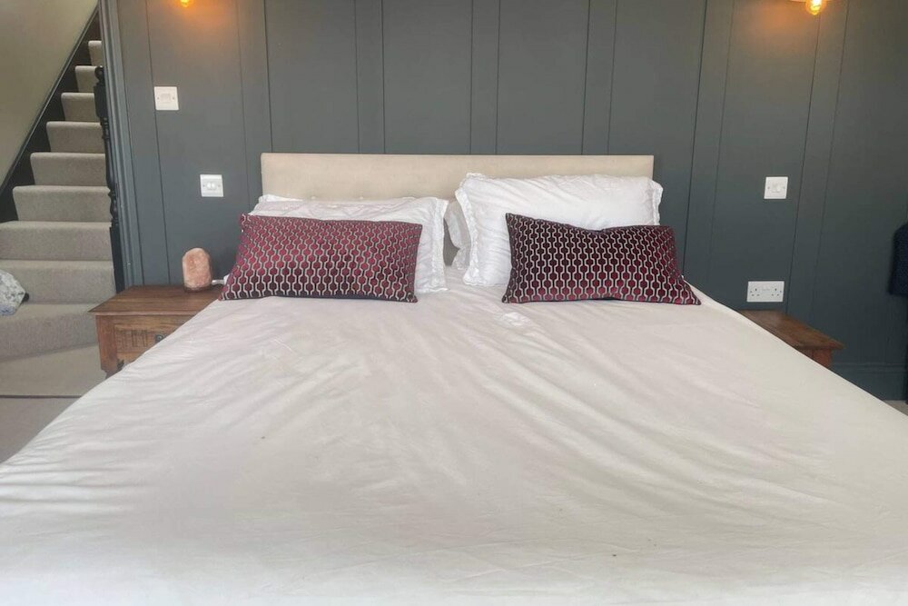 Фото Stylish 3bd House With Private Garden - Tooting