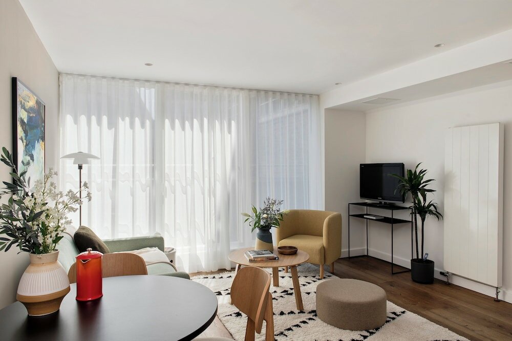 Фото Cove St Martin’s