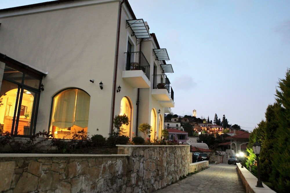 Фото Alexander Mountain Resort