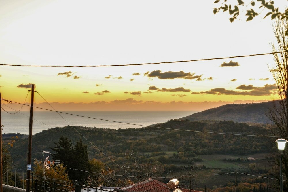 Фото Eos Authentic Experience