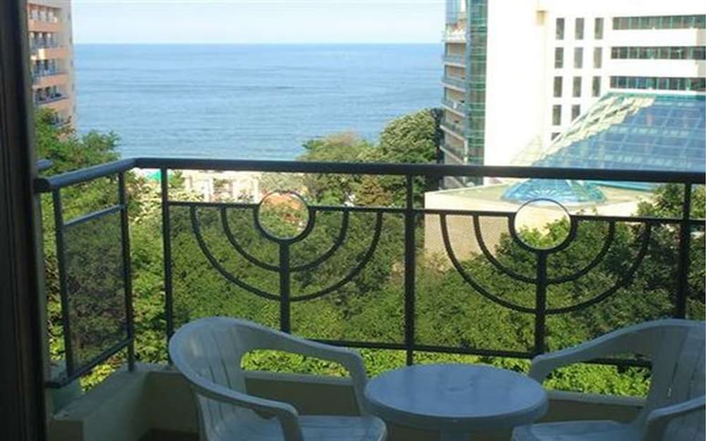 Фото Hotel Perunika