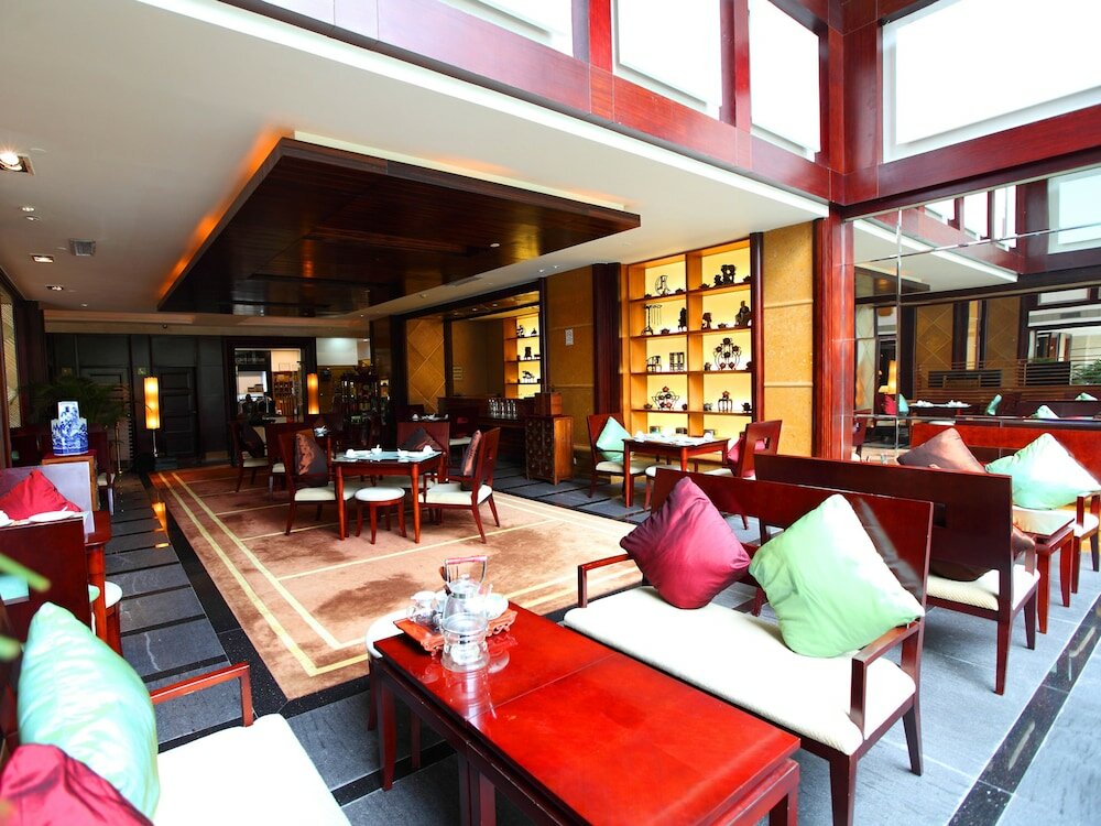 Фото Grand International Hotel Guangzhou