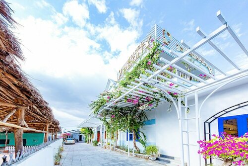 Гостиница Super Oyo 598 Peony Hotel в Камрани
