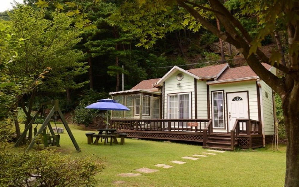 Фото Yangyang Sigol Punggyeong Pension