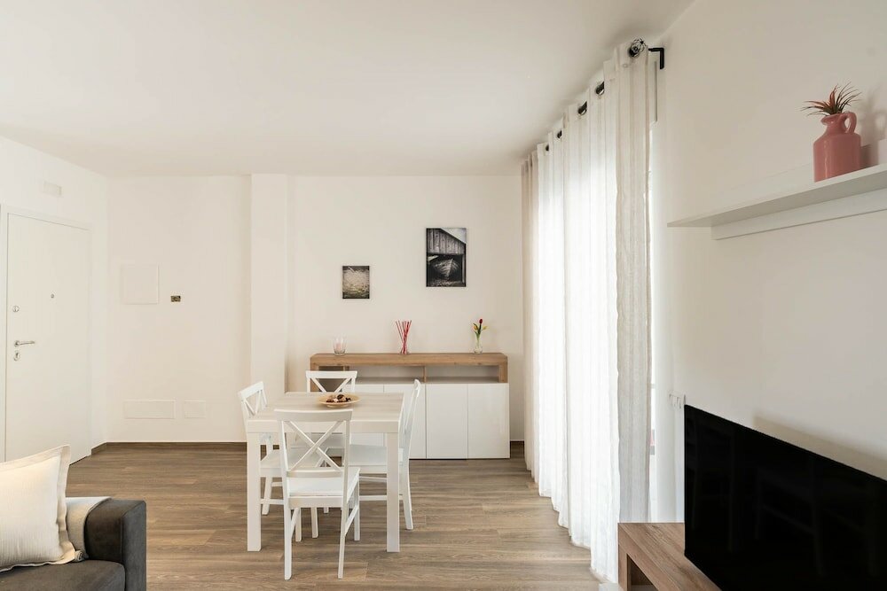 Фото Dimora Rosselli Apartments