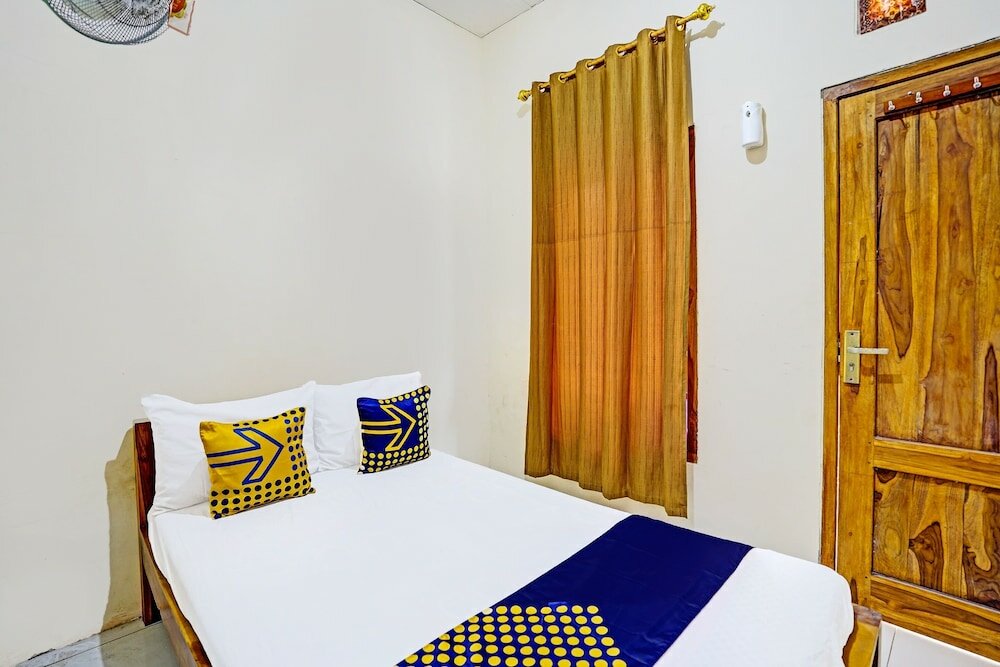 Фото Spot On 91824 Rumah Kaloka Syariah