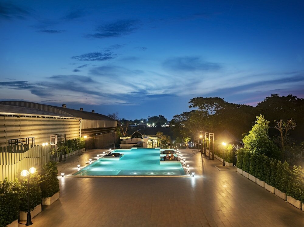 Фото Nine River Hotel