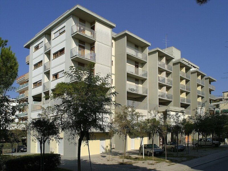 Апартаменты One Bedroom Flat With Terrace and sea View - by Beahost Rentals