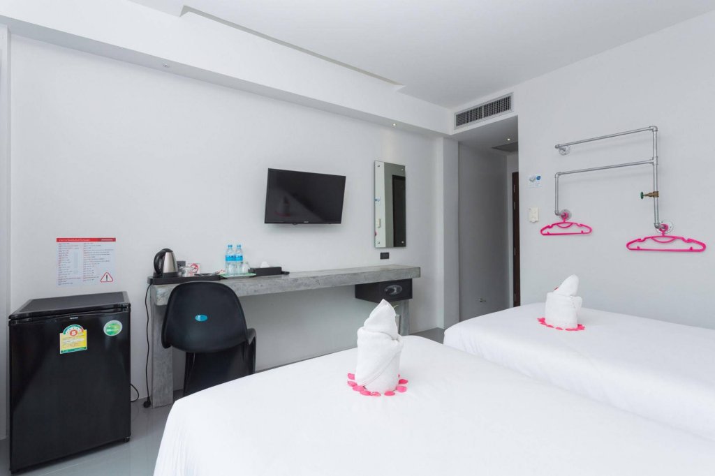 Фото Riverside Hotel