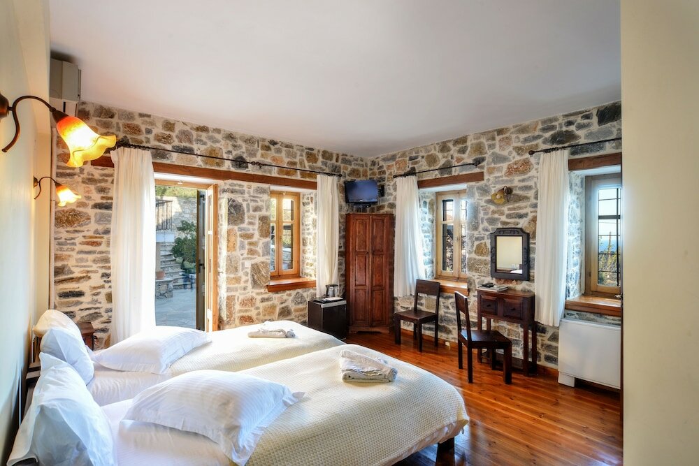 Фото Eos Authentic Experience