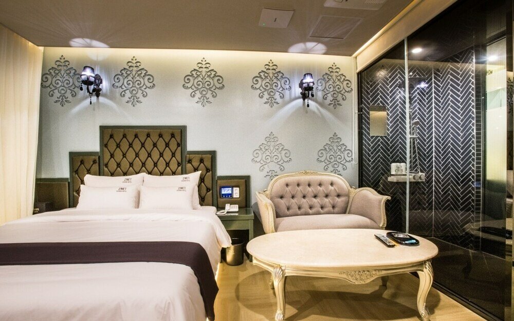 Фото Design Hotel 2ne1 Jukdo Market Pohang