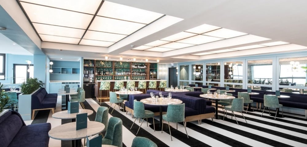 Фото L'Echappée - Hôtel Casino Dieppe