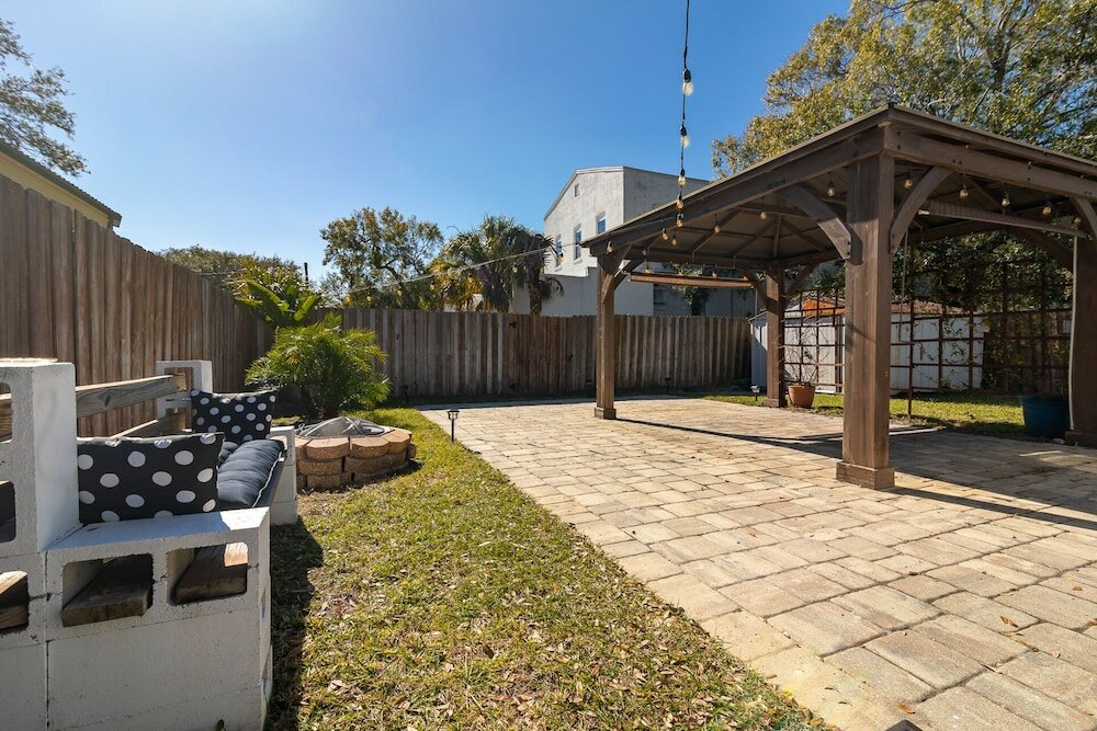 Фото A Getaway on Walnut