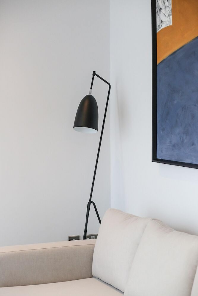 Фото King John Court Apartments