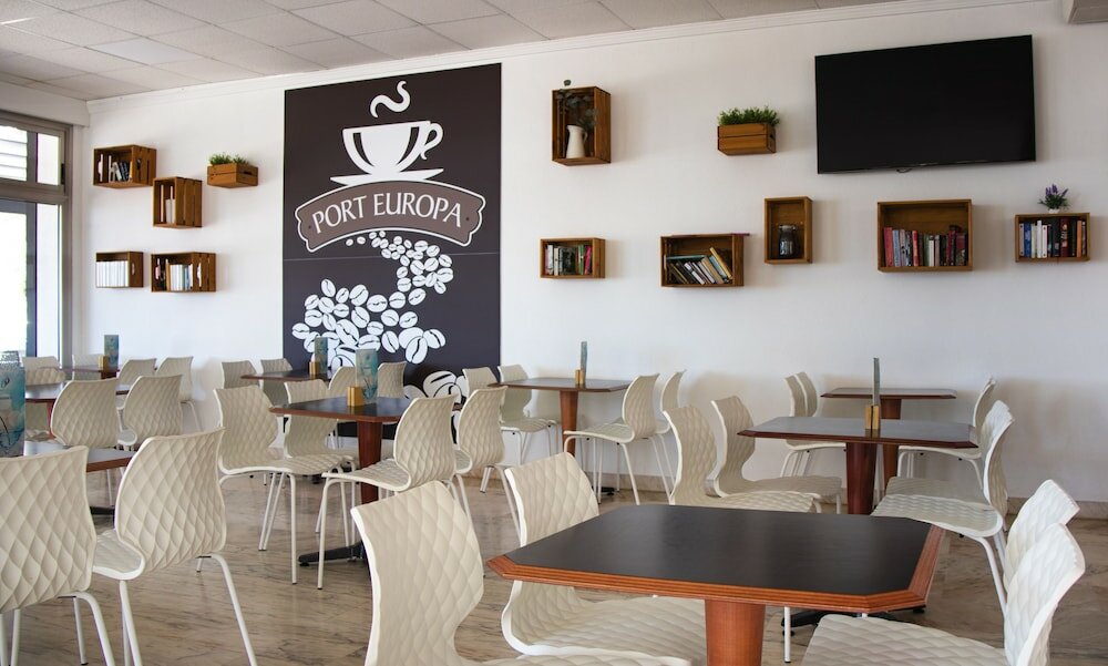 Фото Port Europa Hotel