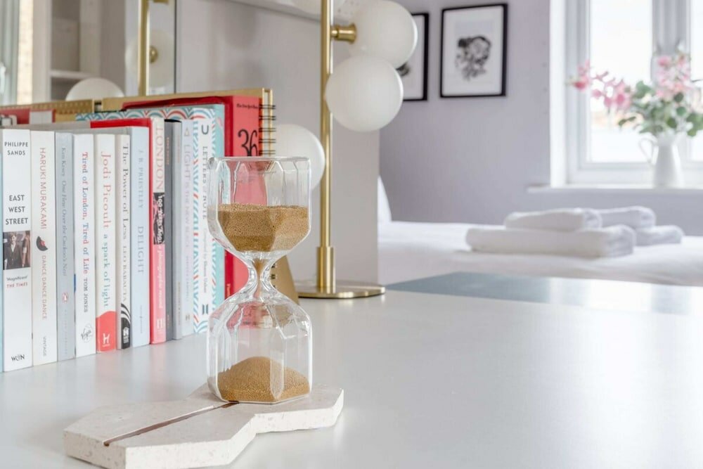 Фото Chic and Cosy 1 Bed Flat in Nw-london