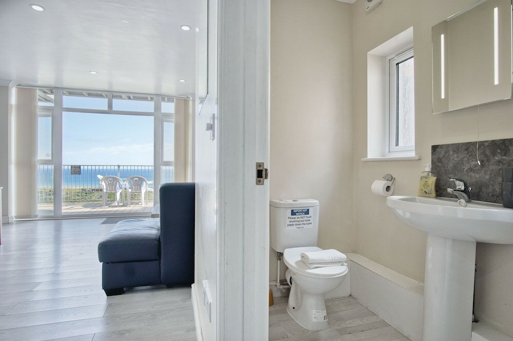 Фото Dunes End - 2 Bedroom Apartment - Pendine